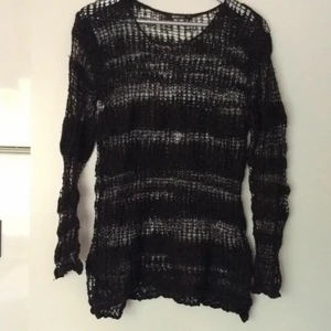  - Fin stickad tröja