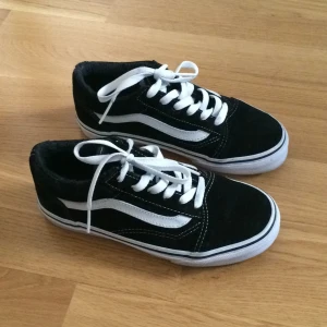  - Oanvända Vans 