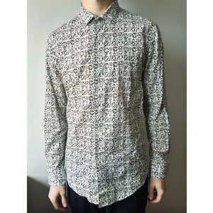  - Oanvänd skjorta från Zara