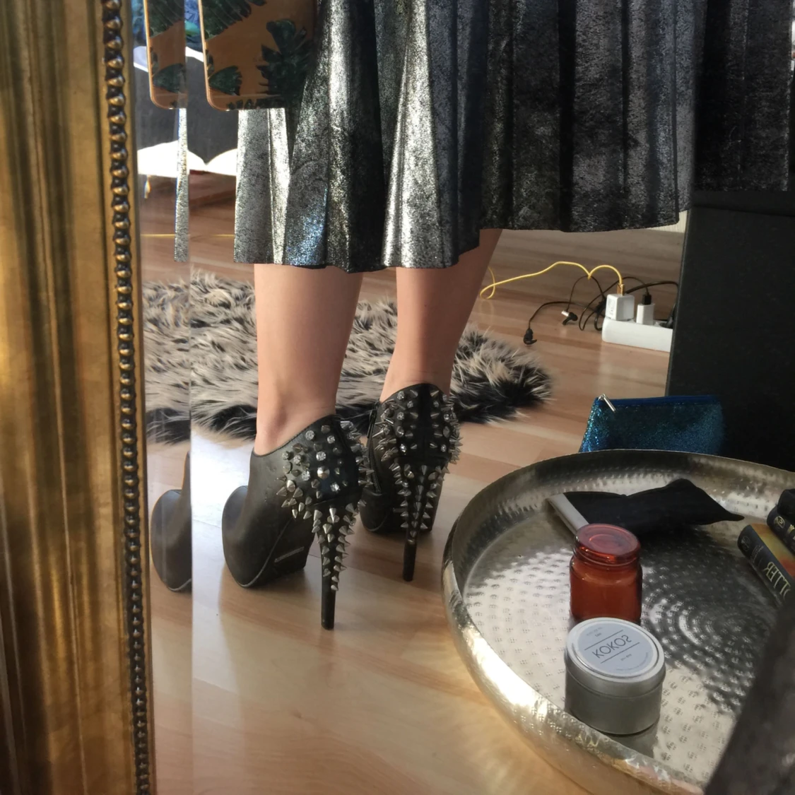 BOSS ASS BITCH HEELS - 90