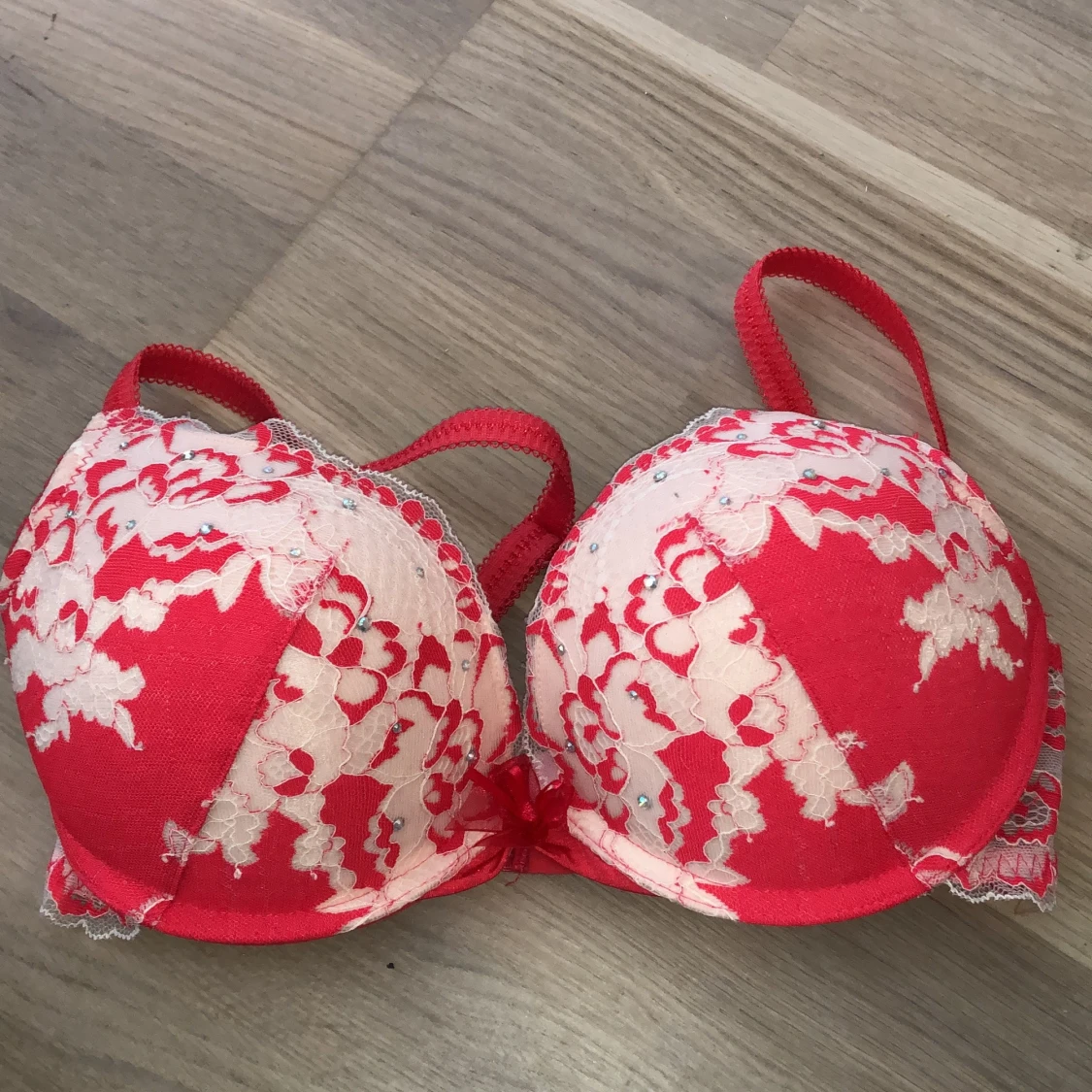Oanvänd Bh från hunkemöller