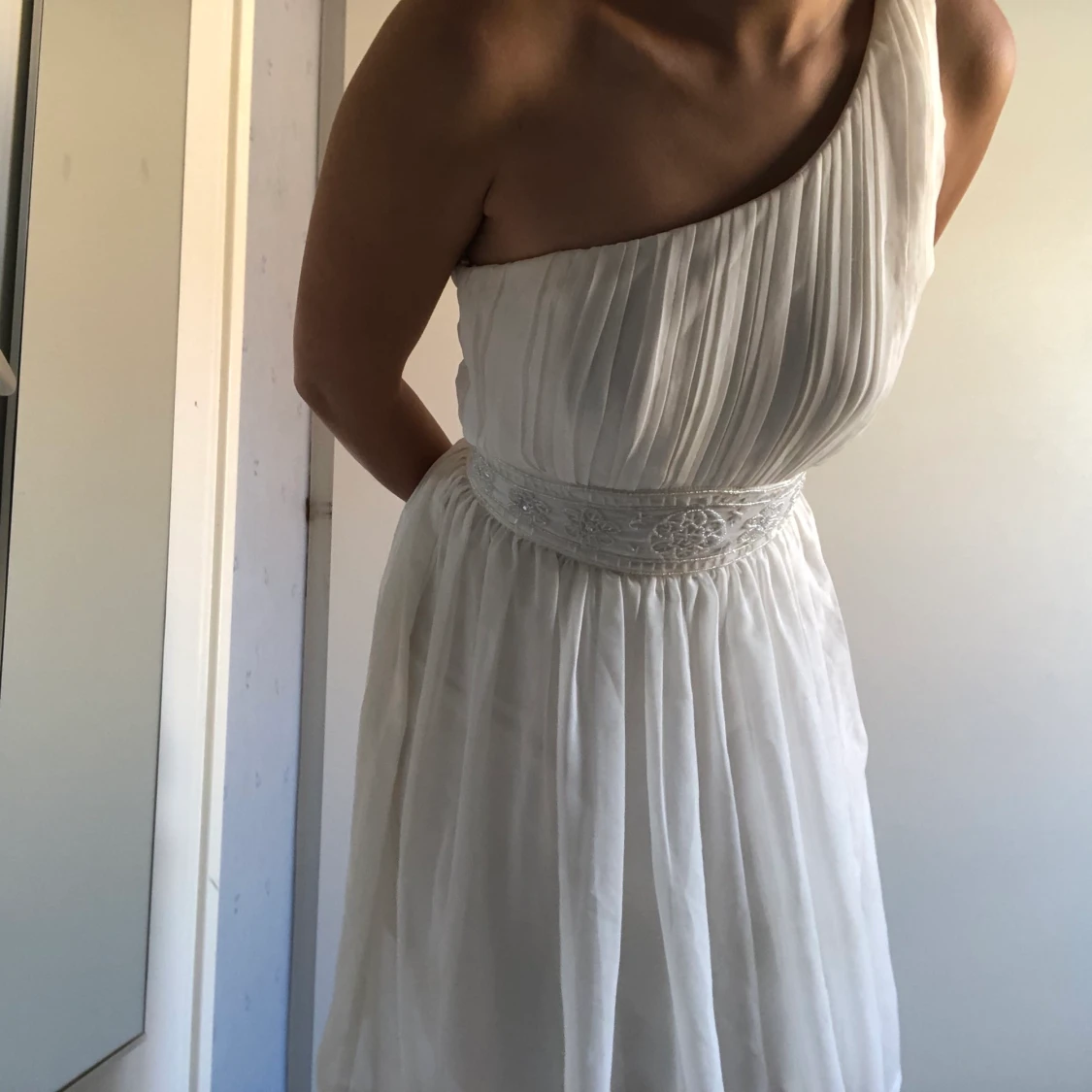 Oneshoulder klänning - 91