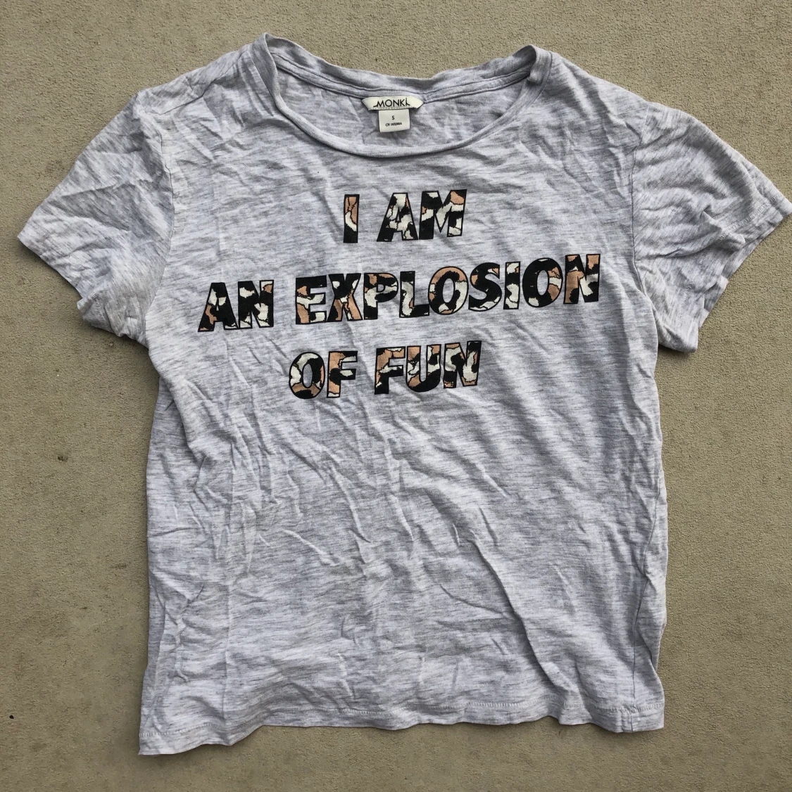 T-shirt I AM AN EXPLOSION OF FUN