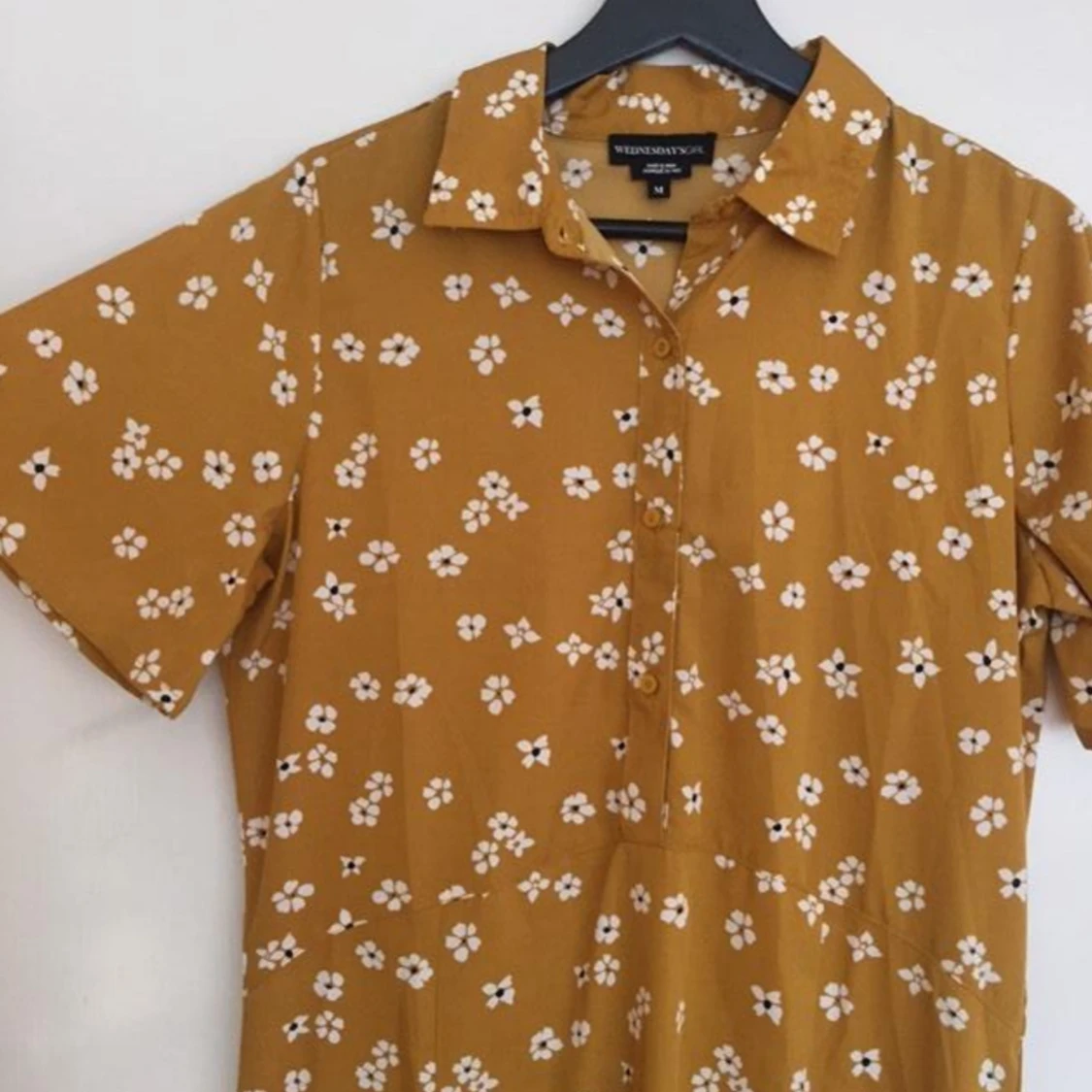 Blommig skjortklänning - 90