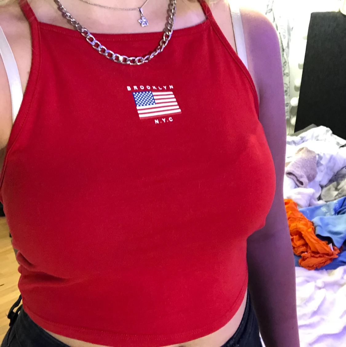 Rött linne med usa märke