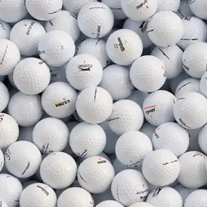 Massor med golfbollar till salu! Det finns massor med olika märken, så som callaway,titleist, Erixon och pinnacle. Hör av er så diskuterar vi pris🤗
