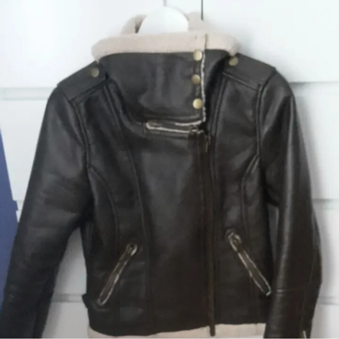 Brun läderjacka - 90