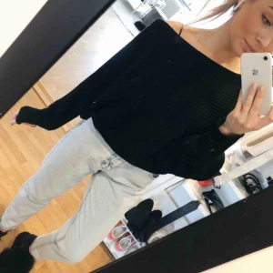  - Stickad bred tröja från NA-KD. Frakt tillkommer