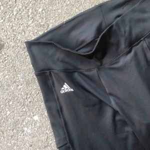  - använda en gång, 💙💙Skriv privat för mer info om plagget. Frakten är oftast 63kr med postkort skicka lätt men om det är mindre plagg=billigare. Är öppen för byte. Paketpris går att fixa!! Tveka inte att höra av er vid frågor!! 🥰🥰🥰