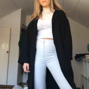  - Kappa/ lång blazer i bra kvalitet! Perfekt till våren. Köparen står för frakt 📦 