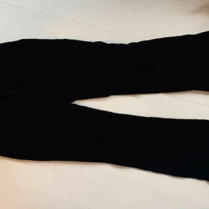  - Low-waist manchester byxor från D&G. Är begagnade.  