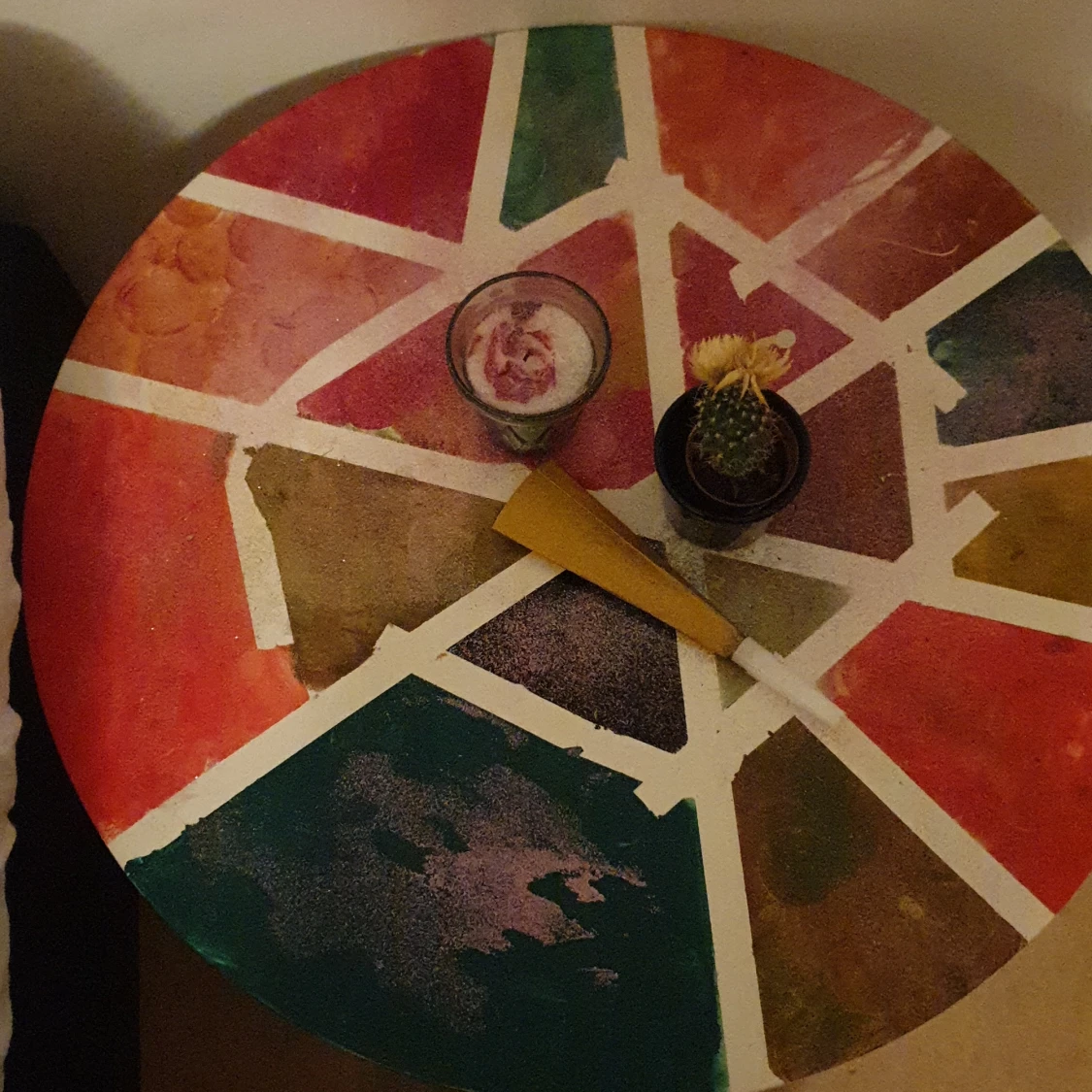 Ett mini bord rekommenderas från 1 år till 5 år .  - 91