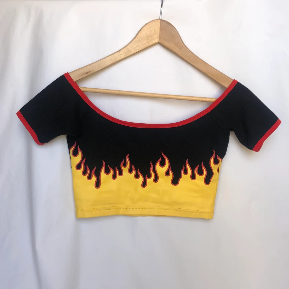 ✨Flame top✨ - 91