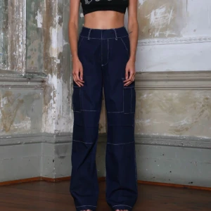  - Världens snyggaste byxor från hypade märket I AM GIA där de nu är slutsålda. Ordinarie pris blev ca 1500 svenska kronor med frakt+tull+skatt. Säljes pga för stora och aldrig använda 💔