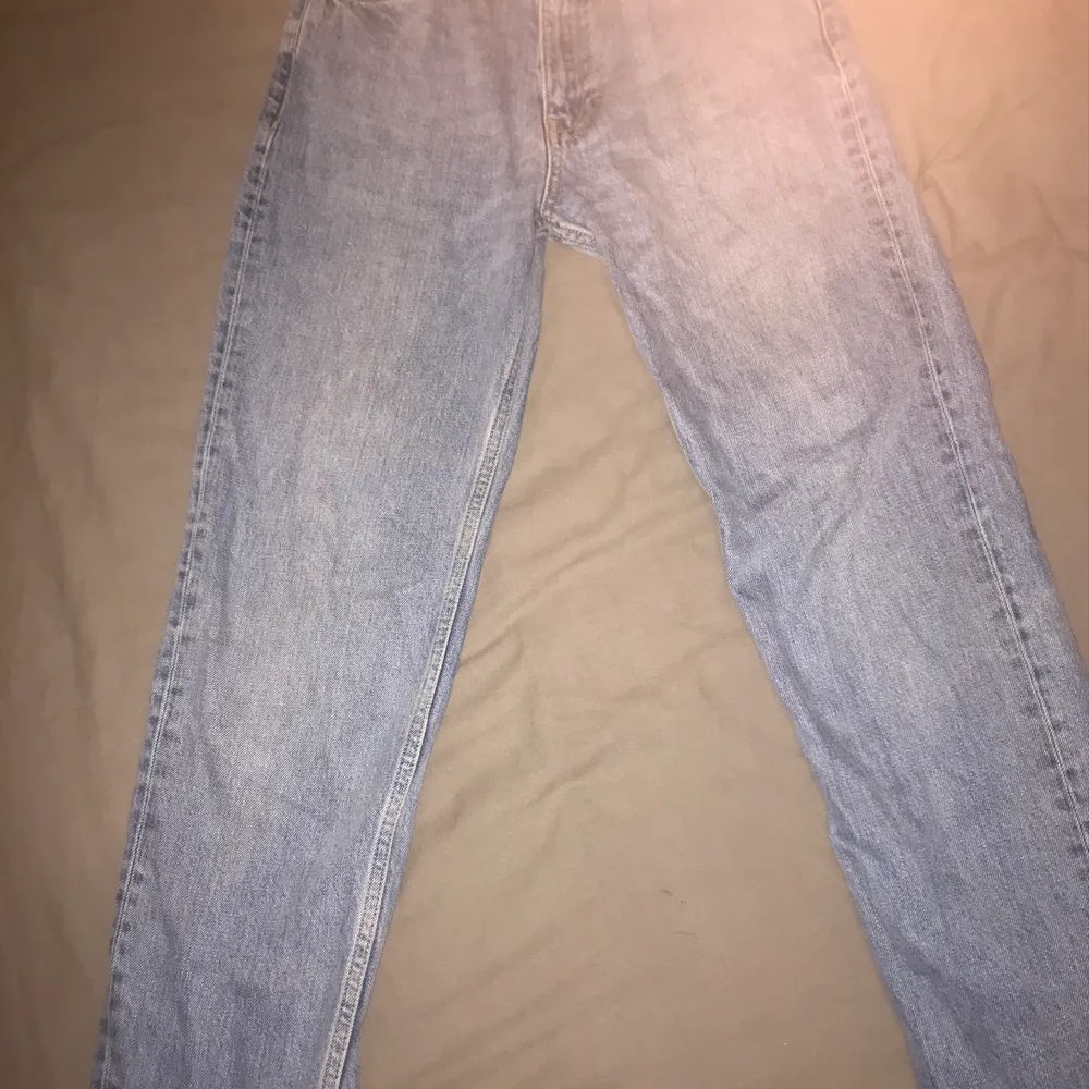 Ett par superfina jeans från vero Moda i bra skick.. Jeans & Byxor.