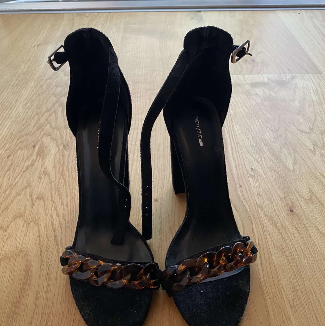 klackar 👠 storlek 37 - 90