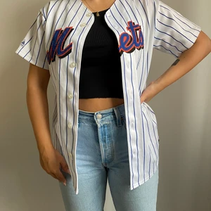 Vintage baseball tee - Riktigt snygg vintage baseball tee. Orangea detaljer 