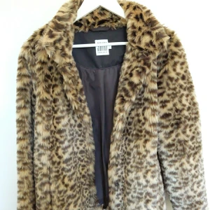 saint tropez jacka storlek L - Sälja denna jacka för 250, frakten ingår