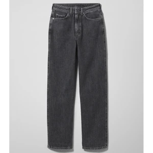 Weekday Rowe Jeans - Weekday jeans i modellen Rowe. Mörkgråa i storlek 26/30