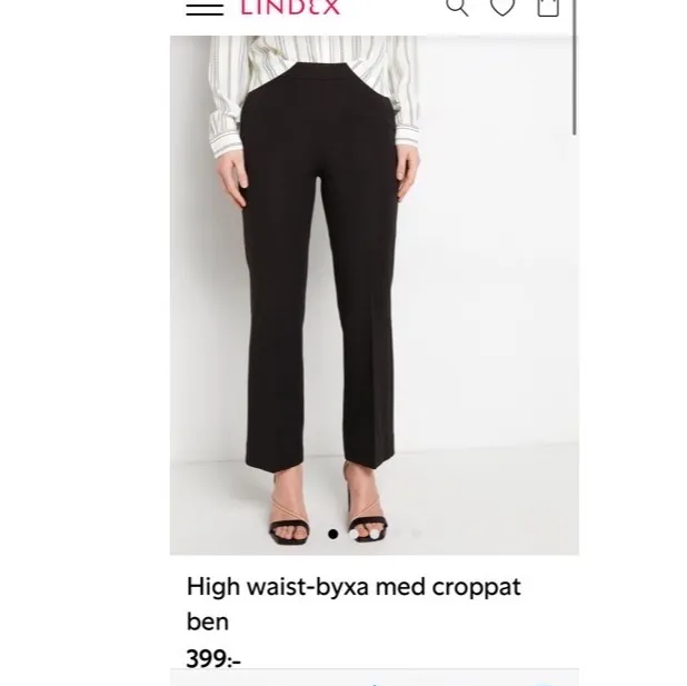 Slutsålda cropped kostymbyxor från Lindex. Använd 1 gång & blivit tvättad. Säljs då dom är tyvärr för stora 😕. Dom är sjukt snygga!!!! . Jeans & Byxor.
