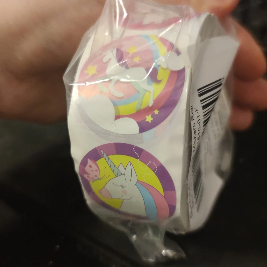 Ny rulle med 1000 enhörningsstickers 🦄😍😱 - 90