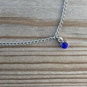 Blå strass - 2kr/st alternativt alla för 12kr (7st tillgängliga)