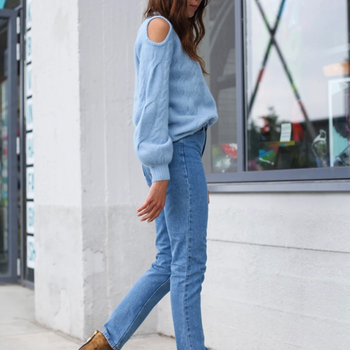 Mötes du Nord stickad tröja i ljusblå, storlek M 400kr