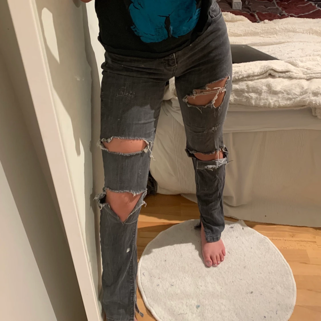 Jeans med slit