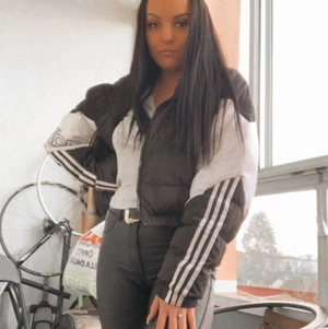 Adidas jacka - Använd fåtal gånger