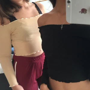  - Två jätte fina tröjor oanvända, 