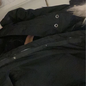 Dunjacka - OVERSIZE vintage dunjacka, bra skick inga skador. Skriv för fler bilder☺️