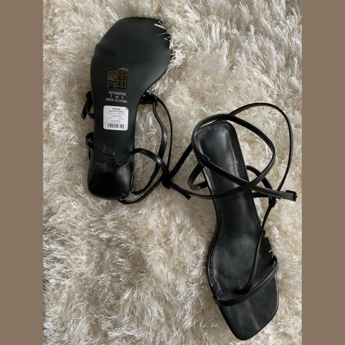 Oanvända Strappy heels från Urban Outfitters - 91