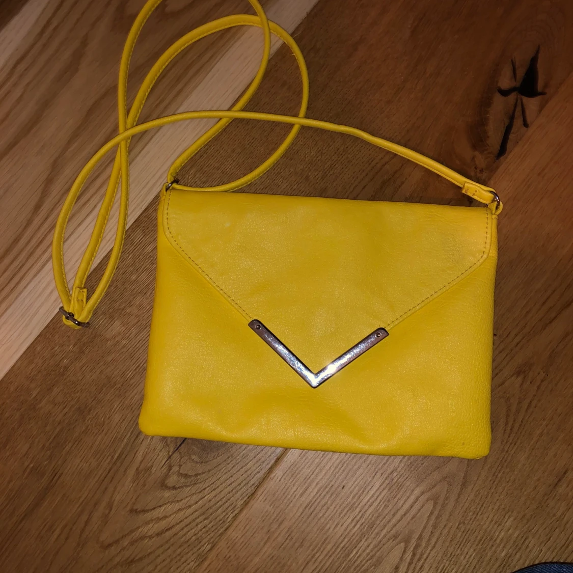 Axelremsväska  - 90