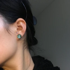 Örhängen - Ett par starbucks örhängen. Knappt använda. Frakt 11. 