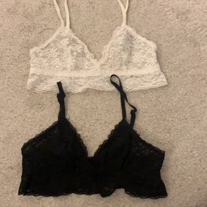 Super fina spets bhar - Super fina och snygga spets bh:ar utan vadd och bygel, super sköna verkligen! Alddig använda!! Från Gina tror jag i storlek xs-s, en för 50 kr båda för 85kr, SVARTA SÅLD
