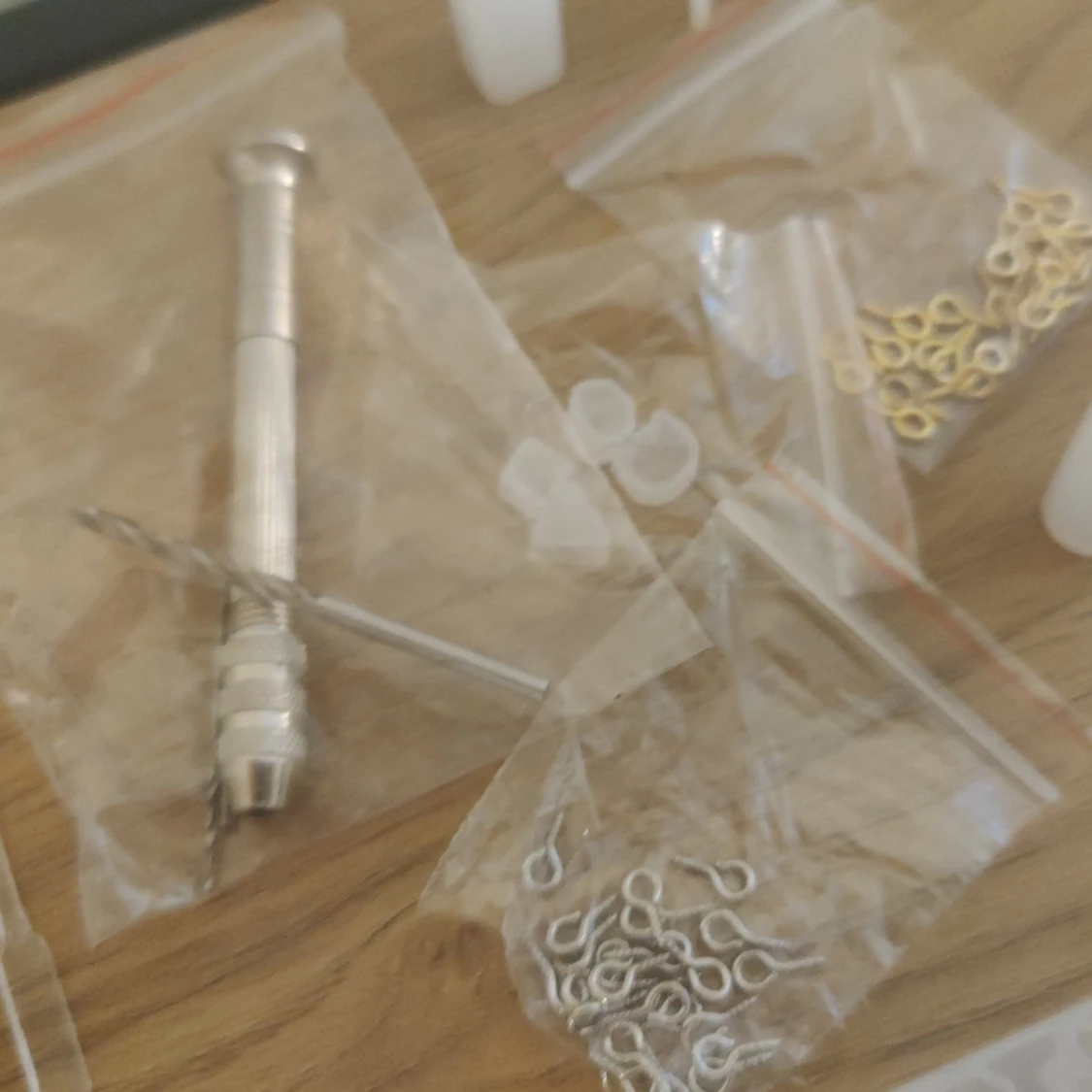 Nytt kit för resin / gips / smycken  - 91