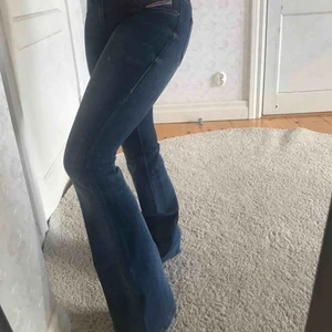 Diesel Bootcut jeans - Bootcut jeans från Diesel (som nya)🥰