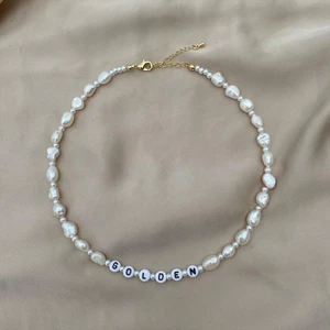 GOLDEN halsband  - Harry style inspirerat halsband med sötvattenspärlor och guldpläterad lås🌟 frakt 11kr