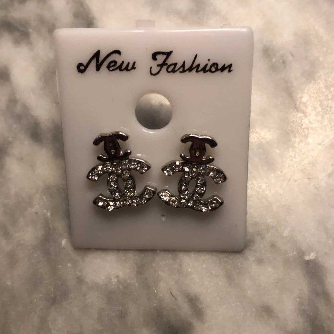 Chanel örhängar 