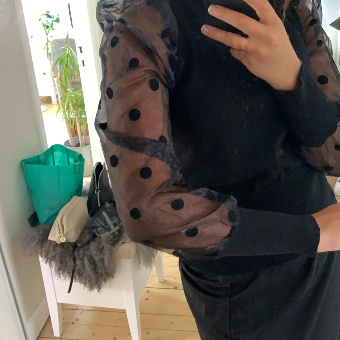 Tröja med prickiga ärmar från Tessie! - 90