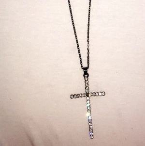 Smykke - Den er fin og med krystaller i