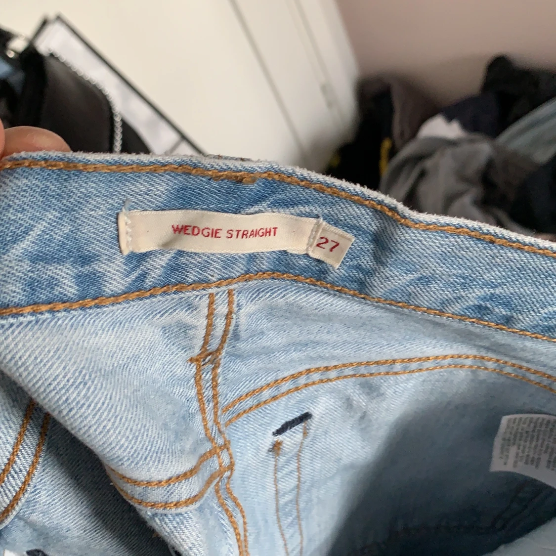 Levis raka jeans strl 27 - 91