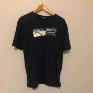  - Ocean Pacific- Kan hämtas i Uppsala eller skickas mot fraktkostnad 