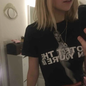  - T-shirt från marc Jacobs! Går ej att köpa längre💕💕💕🥺⭐️😝