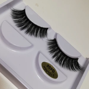 Lösögonfransar  - Finns flera par. Självklart oanvända 🌺