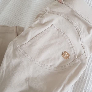 Freddy WR.UP  - Nypris 899kr. Frakt ingår 🌴