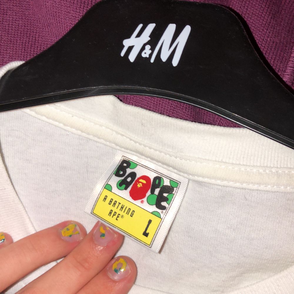 Passar som en size M. Köpt i Tokyo på bape shibuya. . T-shirts.