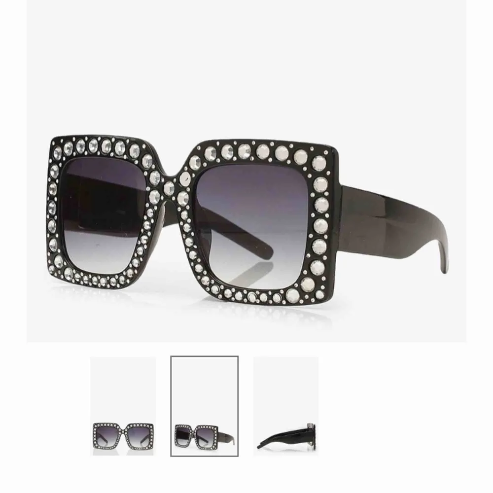 Söker dessa solglasögon i svart eller brunt!!! Vill ni sälja är det bara att höra av sig så kommer vi överens om pris! 🤩🥺✨. Accessoarer.