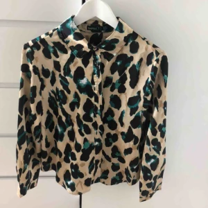 Boohoo - Aldrig använd. Frakt ingår 