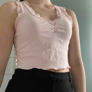 Linne - Rosa linne. Aldrig använt därav nyskick. (40kr+frakt)